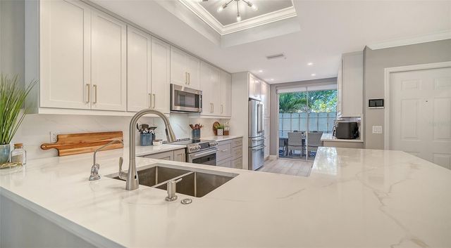 9499 MILLBANK DRIVE 2713, Sarasota, FL 34238