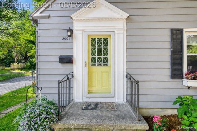 2001 Dexter Avenue, Ann Arbor, MI 48103