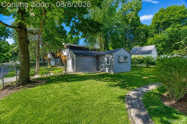 2001 Dexter Avenue, Ann Arbor, MI 48103
