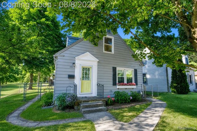 2001 Dexter Avenue, Ann Arbor, MI 48103