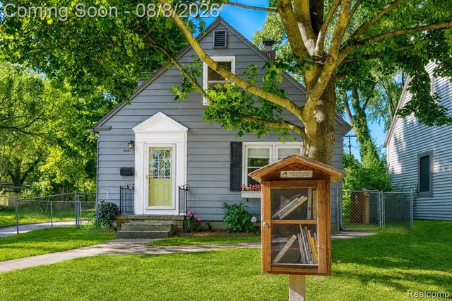 2001 Dexter Avenue, Ann Arbor, MI 48103