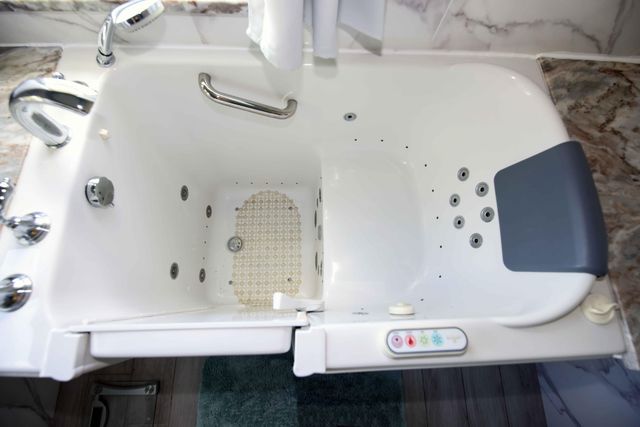 454 NW Lismore Lane, Port St. Lucie, Port St Lucie, FL 34986