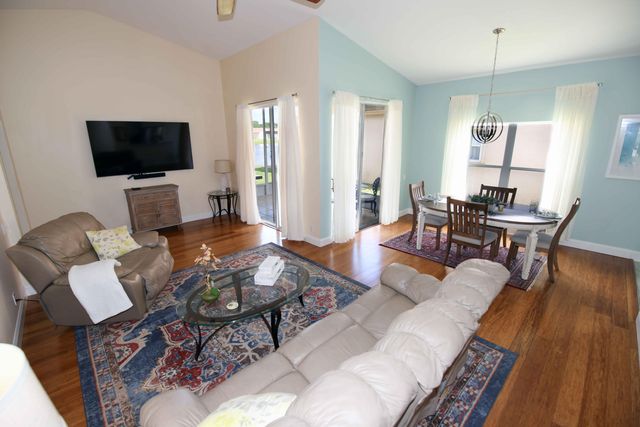 454 NW Lismore Lane, Port St. Lucie, Port St Lucie, FL 34986