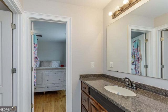 23 Raleigh Drive, Lafayette, GA 30728