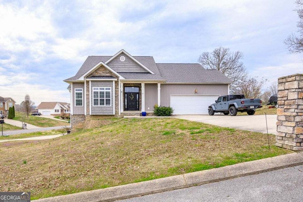 23 Raleigh Drive, Lafayette, GA 30728