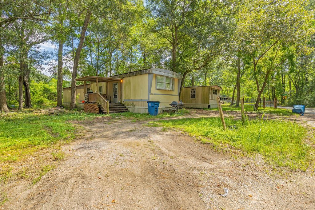 14821 Lucas Drive, Splendora, TX 77372