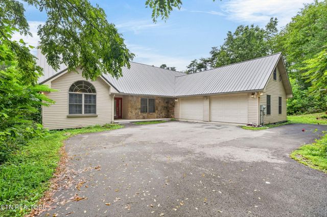 50 Ross Place, Monterey, TN 38574