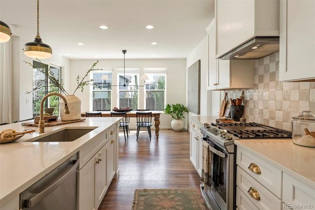 9111 Star Streak Circle, Littleton, CO 80125