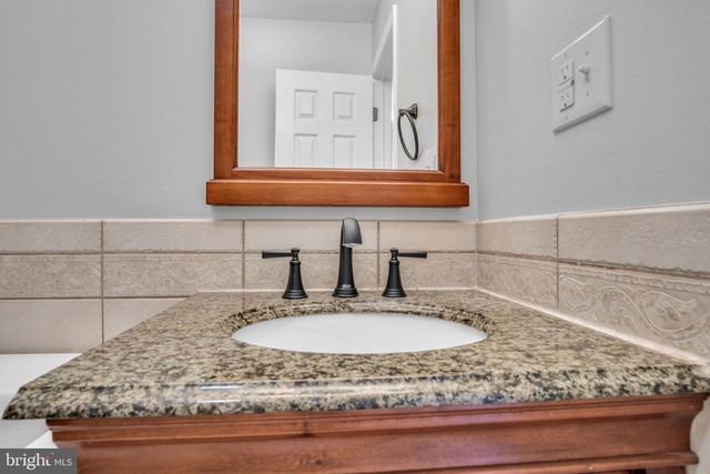 21 LOREE LANE, Shippensburg, PA 17257