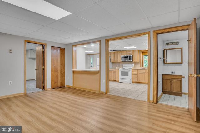 21 LOREE LANE, Shippensburg, PA 17257