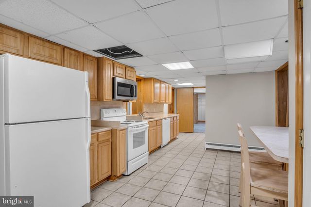 21 LOREE LANE, Shippensburg, PA 17257