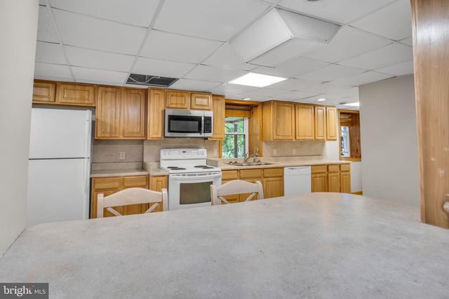 21 LOREE LANE, Shippensburg, PA 17257