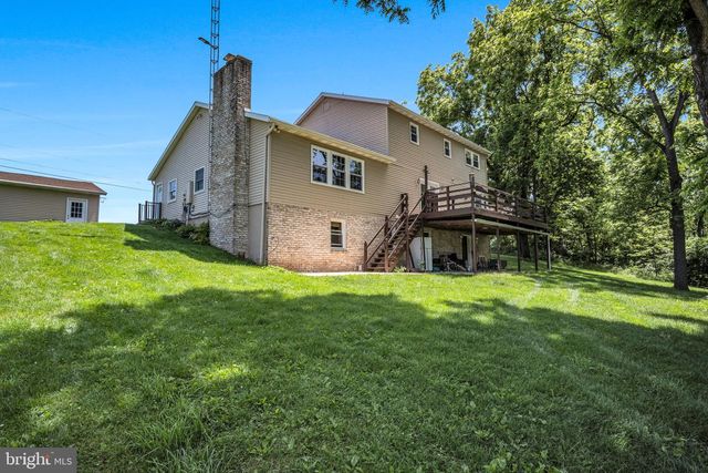 21 LOREE LANE, Shippensburg, PA 17257