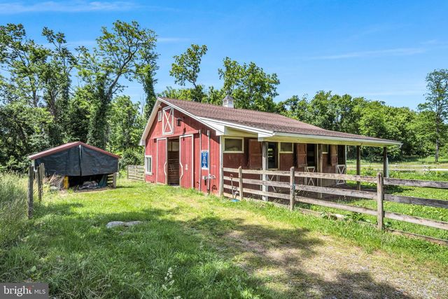 21 LOREE LANE, Shippensburg, PA 17257