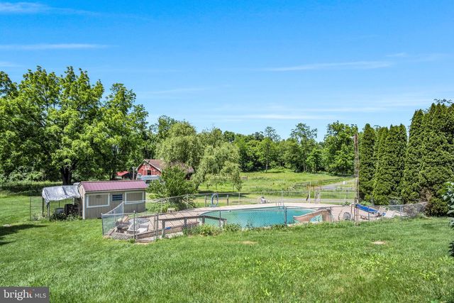 21 LOREE LANE, Shippensburg, PA 17257
