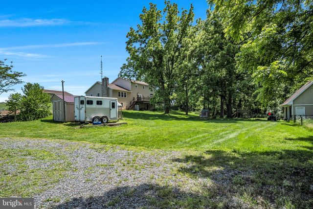 21 LOREE LANE, Shippensburg, PA 17257