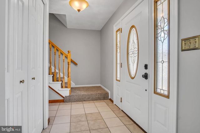 21 LOREE LANE, Shippensburg, PA 17257