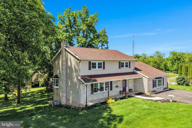 21 LOREE LANE, Shippensburg, PA 17257