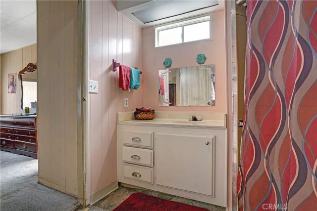 32600 State HWY 74 CA 51, Hemet, CA 94545