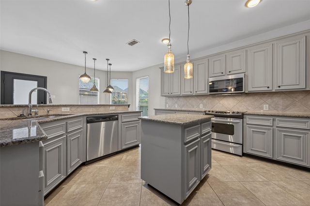 15914 Maple Shores, Houston, TX 77044