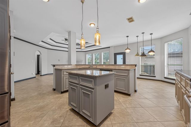 15914 Maple Shores, Houston, TX 77044