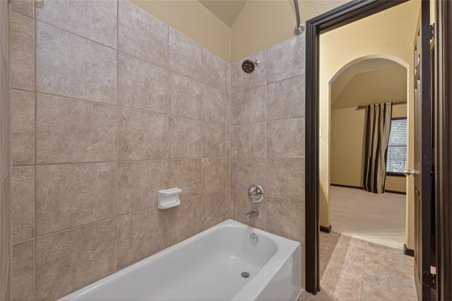 15914 Maple Shores, Houston, TX 77044