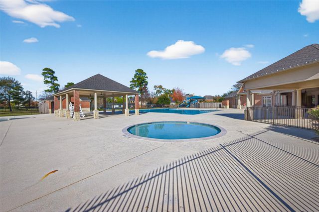 15914 Maple Shores, Houston, TX 77044