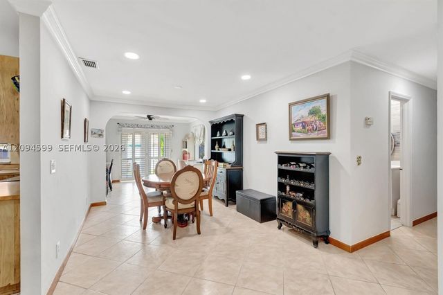 654 Bunting Dr, Delray Beach, FL 33444
