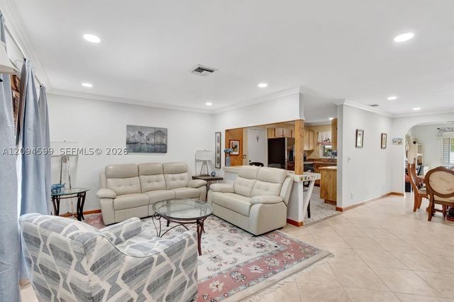 654 Bunting Dr, Delray Beach, FL 33444