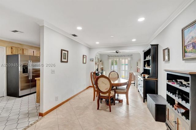 654 Bunting Dr, Delray Beach, FL 33444
