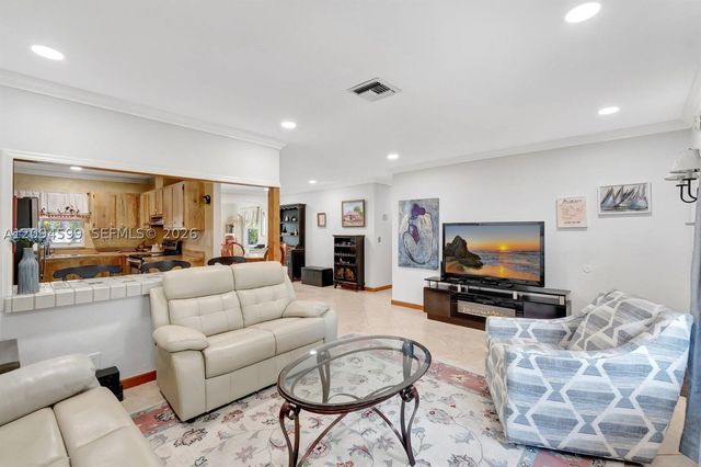 654 Bunting Dr, Delray Beach, FL 33444