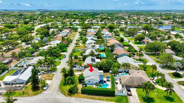 654 Bunting Dr, Delray Beach, FL 33444