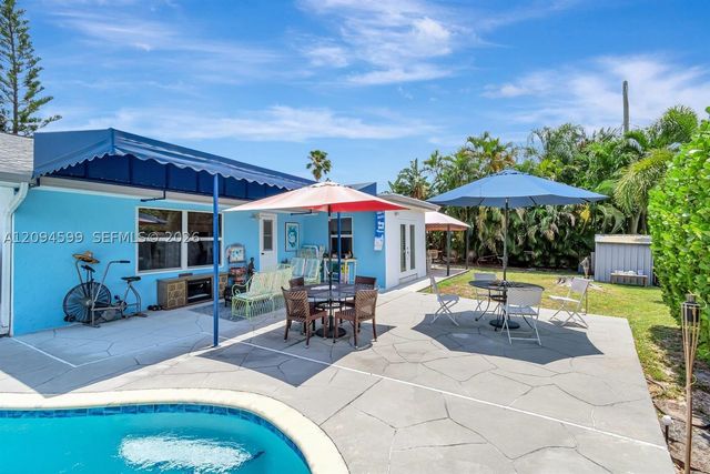 654 Bunting Dr, Delray Beach, FL 33444