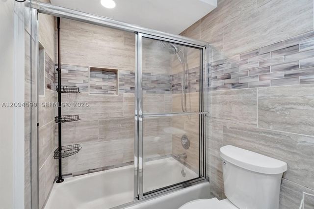 654 Bunting Dr, Delray Beach, FL 33444