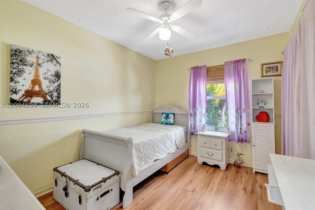 654 Bunting Dr, Delray Beach, FL 33444