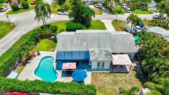 654 Bunting Dr, Delray Beach, FL 33444
