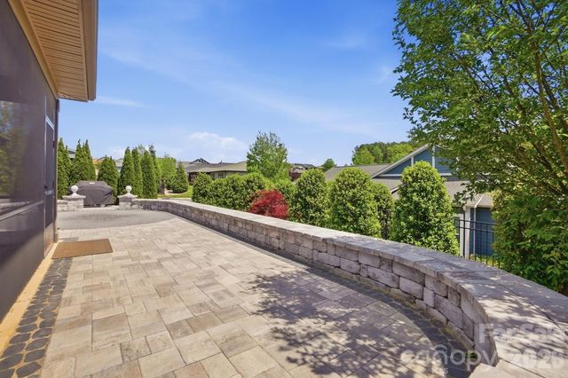 6196 Raven Rock Drive, Denver, NC 28037