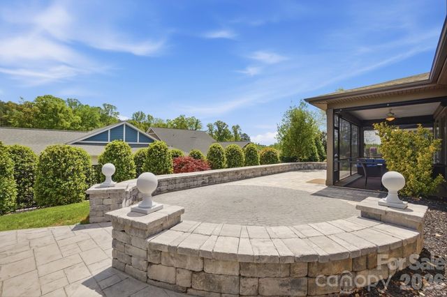 6196 Raven Rock Drive, Denver, NC 28037