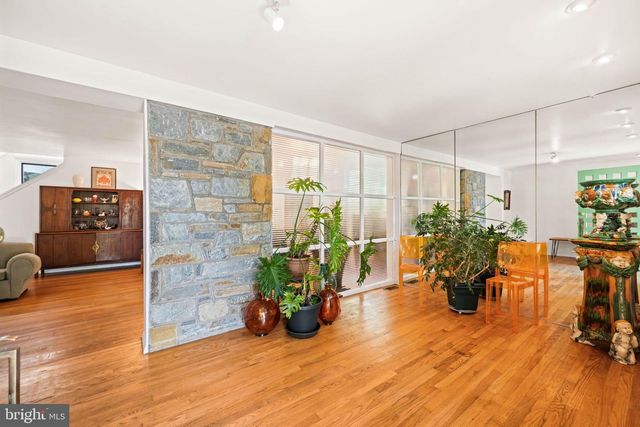 2908 ARGYLE DR, Alexandria, VA 22305