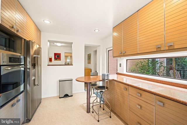 2908 ARGYLE DR, Alexandria, VA 22305