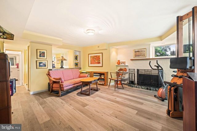 2908 ARGYLE DR, Alexandria, VA 22305