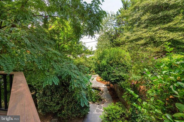 2908 ARGYLE DR, Alexandria, VA 22305