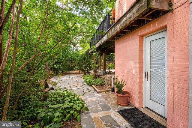 2908 ARGYLE DR, Alexandria, VA 22305