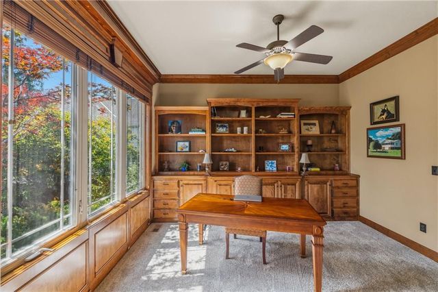 21020 W 81st Place, Lenexa, KS 66220