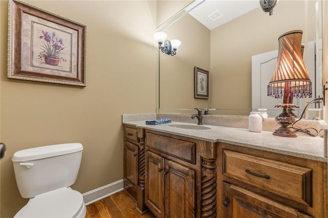 21020 W 81st Place, Lenexa, KS 66220