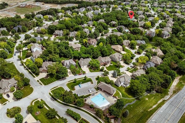 21020 W 81st Place, Lenexa, KS 66220