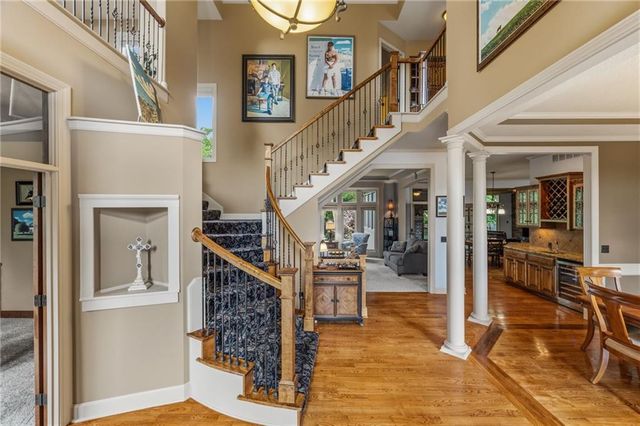 21020 W 81st Place, Lenexa, KS 66220