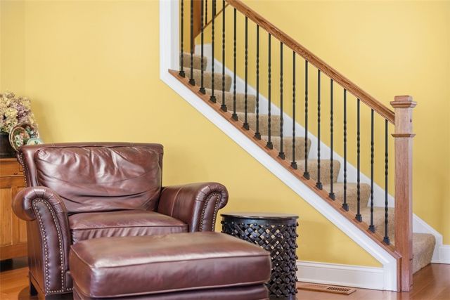 195 Seneca PL, Marshall, PA 16046