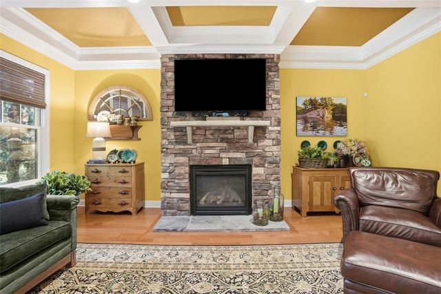 195 Seneca PL, Marshall, PA 16046