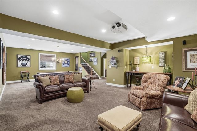 195 Seneca PL, Marshall, PA 16046